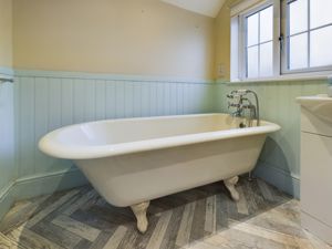 Bathroom- click for photo gallery